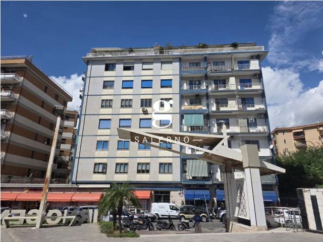 Appartamento in affitto a Salerno SA