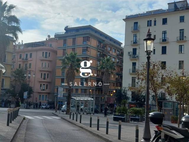 Appartamento in affitto a Salerno SA