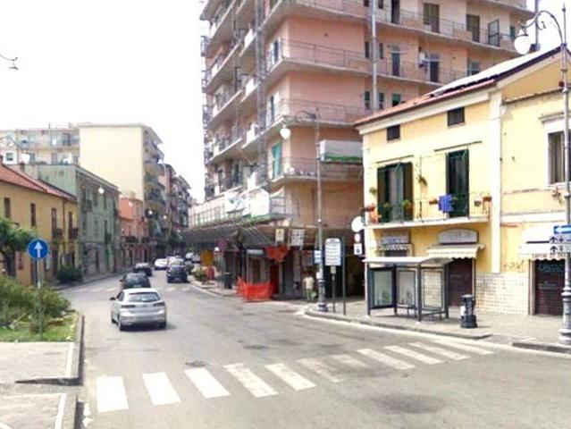 Appartamento in affitto a Salerno SA