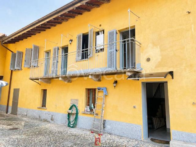 Appartamento in affitto a Samarate via Roma, non arredato/vuoto, posto auto, riscaldamento autonomo TrovaCasa