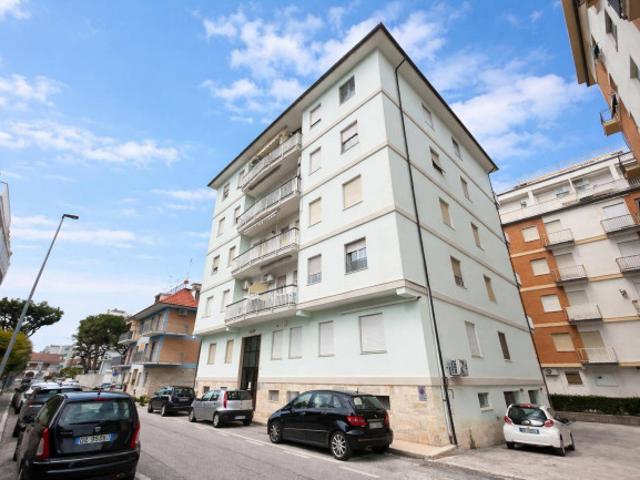 Appartamento in affitto a San Benedetto del Tronto Porto D'ascoli lungomare