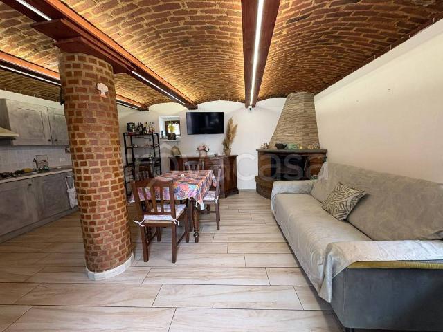 Appartamento in affitto a San Benigno Canavese via della Pace, 2, caminetto, cucina a vista TrovaCasa