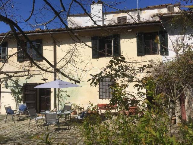 Appartamento in affitto a San Casciano in Val di Pesa, arredato, caminetto, cucina abitabile TrovaCasa