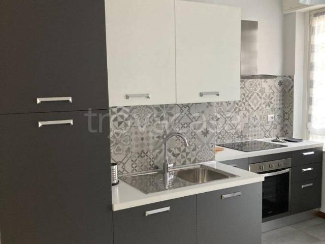 Appartamento in affitto a San Donato Milanese via Isonzo, arredato, balcone, angolo cottura TrovaCasa