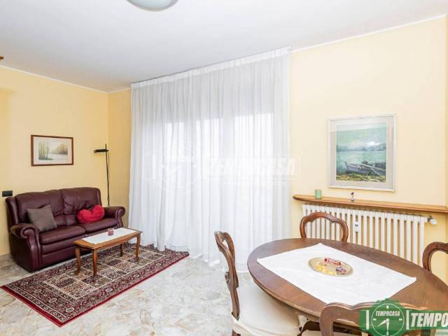 Appartamento in affitto a San Donato Milanese via Trieste, arredato, vista panoramica, ascensore TrovaCasa