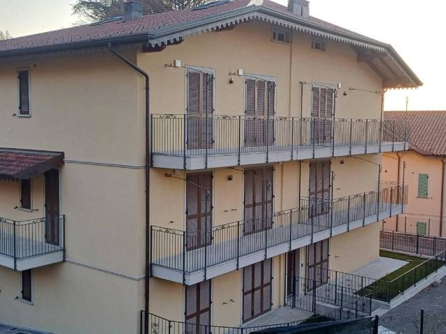Appartamento in affitto a San Fermo della Battaglia via alla Torre, arredato, giardino privato, posto auto TrovaCasa