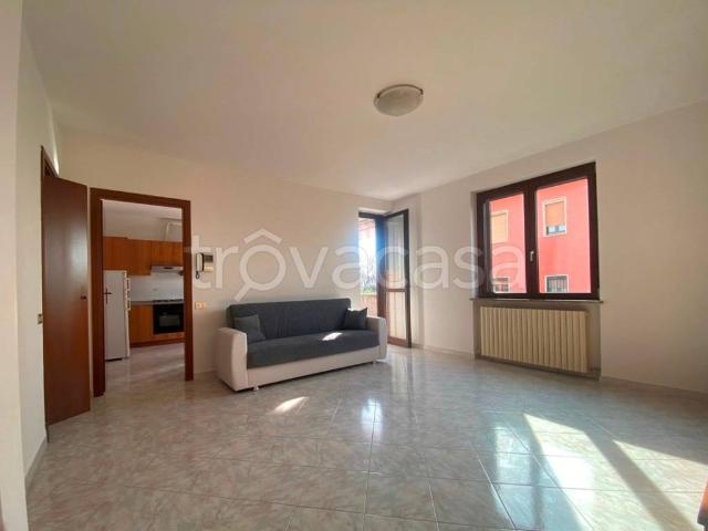 Appartamento in affitto a San Martino in Strada via Giacomo Matteotti, 9, posto auto, box, terrazzo TrovaCasa
