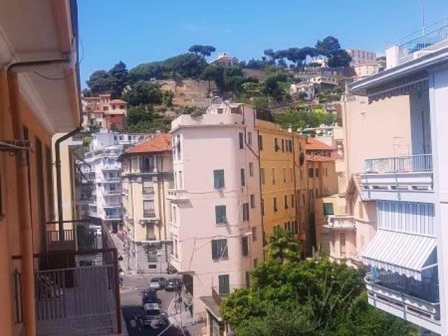 Appartamento in affitto a Sanremo IM