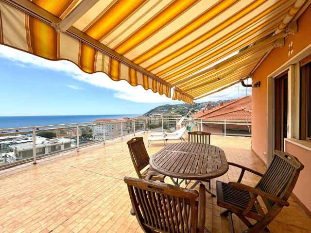 Appartamento in affitto a Sanremo IM