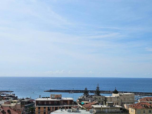 Appartamento in affitto a Sanremo IM