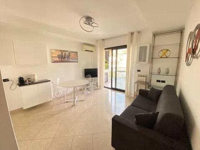 Appartamento in affitto a Sanremo IM