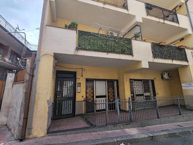 Appartamento in affitto a Santa Maria di Licodia CT