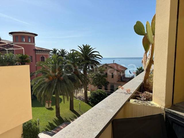 Appartamento in affitto a Santa Marinella via Aurelia, 365, arredato, vista mare, ascensore TrovaCasa