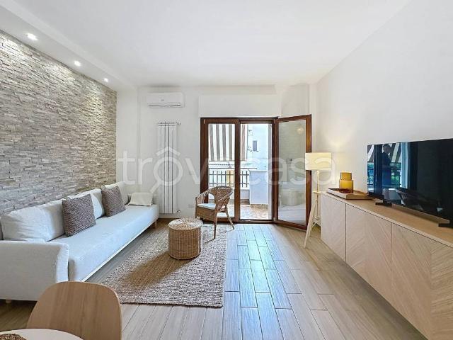 Appartamento in affitto a Santa Marinella via Enrico Fermi, 1, arredato, terrazzo, ascensore TrovaCasa