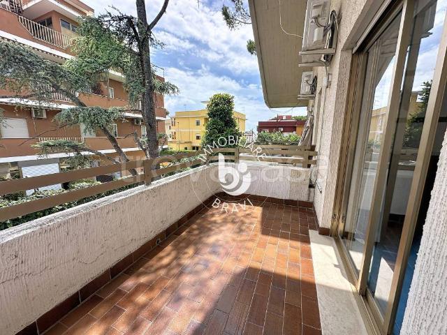 Appartamento in affitto a Santa Marinella vialetto della Medusa, arredato, terrazzo, senza ascensore TrovaCasa