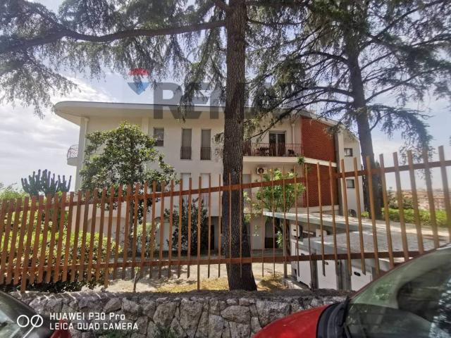 Appartamento in affitto a Sant'Agata li Battiati via Luigi Einaudi, 18, non arredato/vuoto, terrazzo, riscaldamento autonomo TrovaCasa