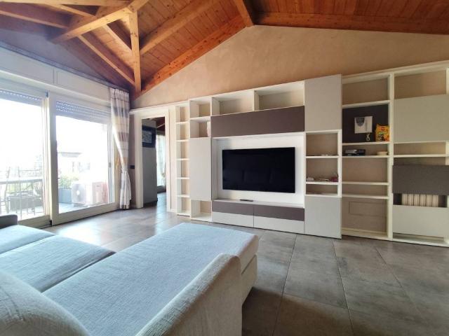 Appartamento in affitto a Sarnico BG