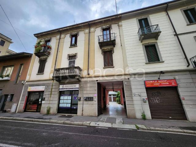 Appartamento in affitto a Saronno via San Giuseppe, 89, arredato, box, libero subito TrovaCasa