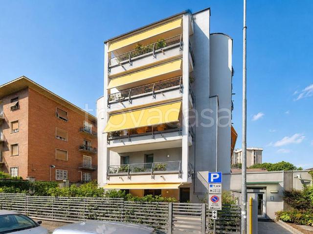 Appartamento in affitto a Saronno via Tommaso Grossi, 7, arredato, box, cantina TrovaCasa