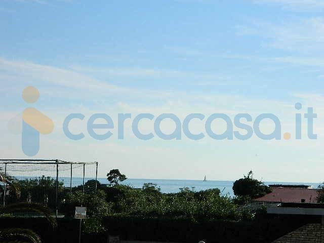 Appartamento in affitto a Sarzana