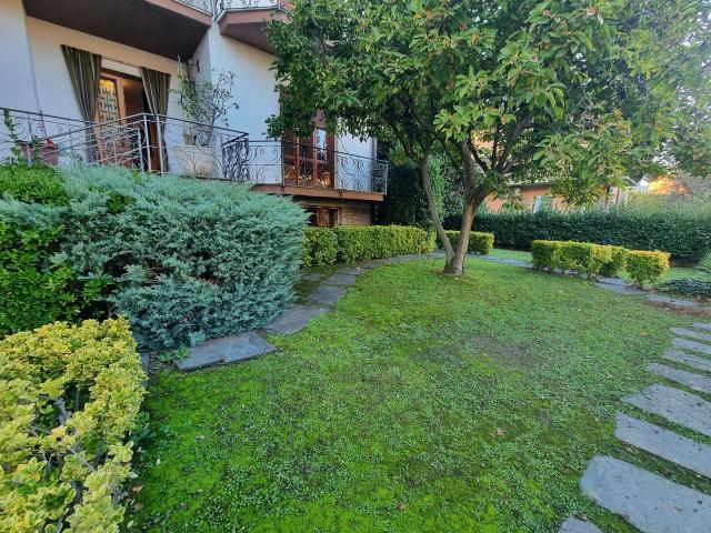 Appartamento in affitto a Sarzana