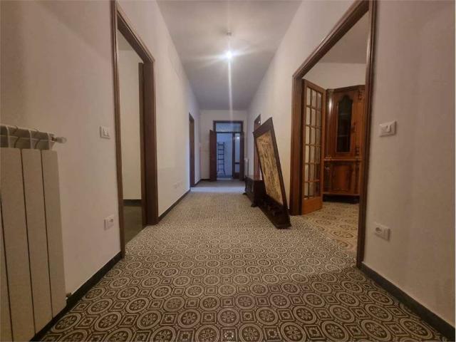 Appartamento in affitto a Sarzana SP