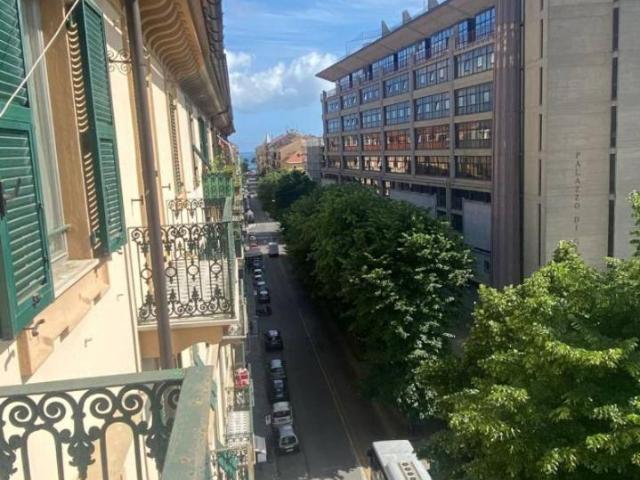 Appartamento in affitto a Savona