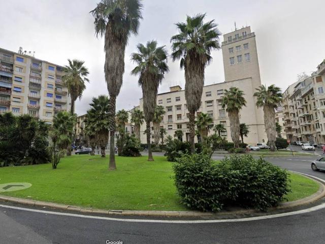 Appartamento in affitto a Savona SV