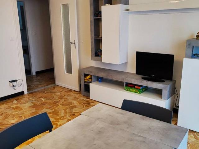 Appartamento in affitto a Savona SV