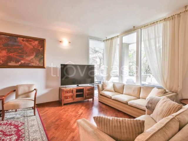 Appartamento in affitto a Segrate residenza Fontanile, box, terrazzo, parzialmente arredato TrovaCasa