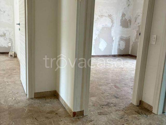 Appartamento in affitto a Sedriano, non arredato/vuoto, box, libero subito TrovaCasa