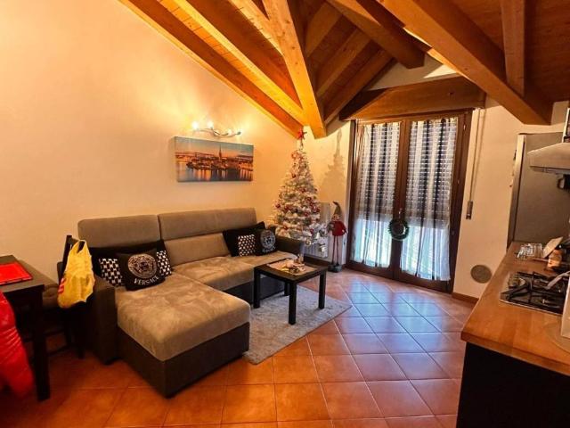 Appartamento in affitto a Senago MI