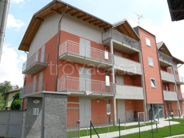 Appartamento in affitto a Sesto Calende via Impiove, 20, arredato, terrazzo, riscaldamento autonomo TrovaCasa