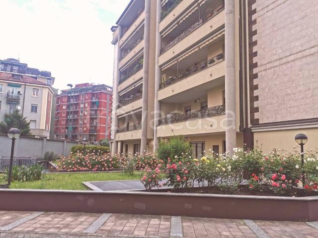 Appartamento in affitto a Sesto San Giovanni via Adua, 6, arredato, terrazzo, ascensore TrovaCasa