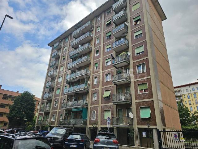 Appartamento in affitto a Sesto San Giovanni via Puricelli Guerra, 233, arredato, ristrutturato, balcone TrovaCasa