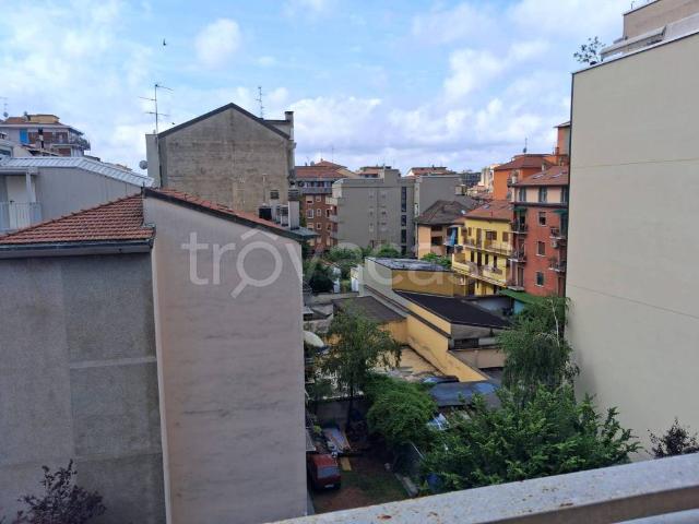 Appartamento in affitto a Sesto San Giovanni, arredato, buono stato, balcone TrovaCasa