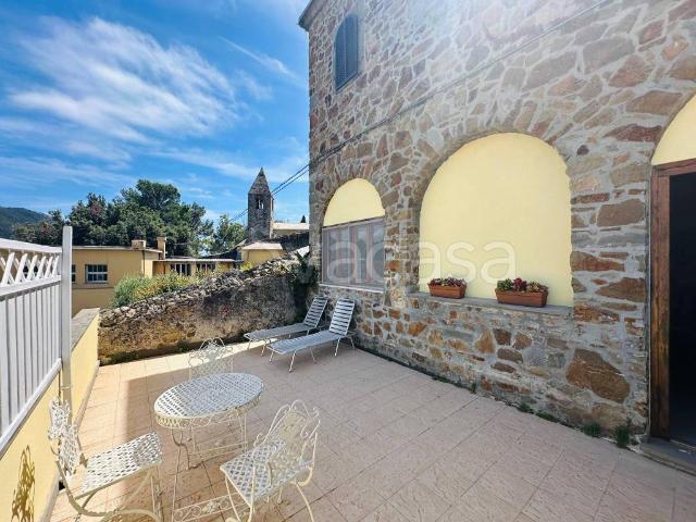 Appartamento in affitto a Sestri Levante via Educandato, 8, arredato, posto auto, terrazzo TrovaCasa