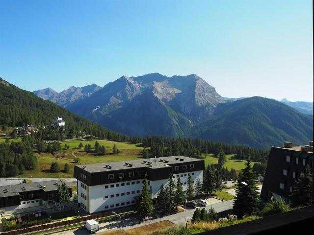 Appartamento in affitto a Sestriere via la Gleisa 6, arredato, box, ascensore TrovaCasa