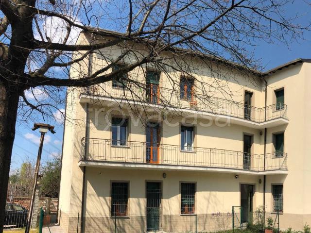 Appartamento in affitto a Settimo Milanese via Rilé, 19, parzialmente arredato, centrale, vicinanze negozi TrovaCasa