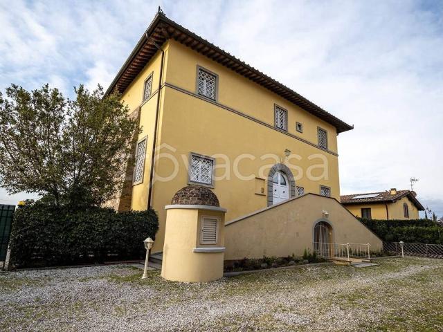 Appartamento in affitto a Signa via della Rinalda, arredato, libero subito, rustico TrovaCasa