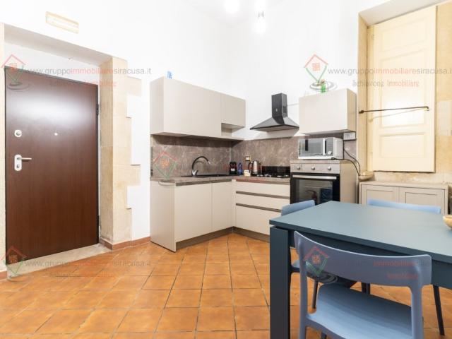 Appartamento in affitto a Siracusa, arredato, buono stato, sala da pranzo TrovaCasa