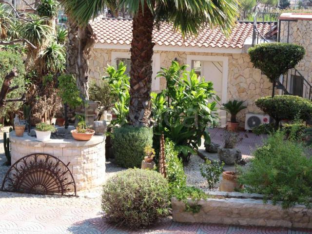 Appartamento in affitto a Siracusa, arredato, giardino, posto auto TrovaCasa