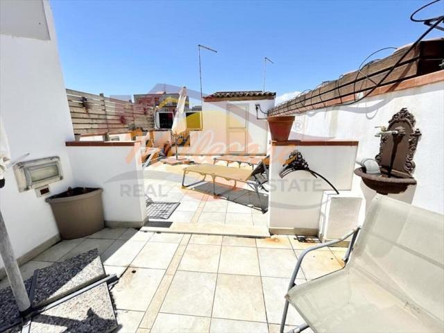 Appartamento in affitto a Siracusa via venezia, arredato, terrazzo, riscaldamento autonomo TrovaCasa