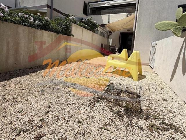 Appartamento in affitto a Siracusa via Avola, arredato, riscaldamento autonomo, buono stato TrovaCasa