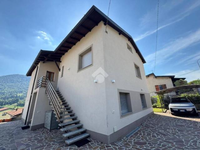Appartamento in affitto a Solto Collina BG