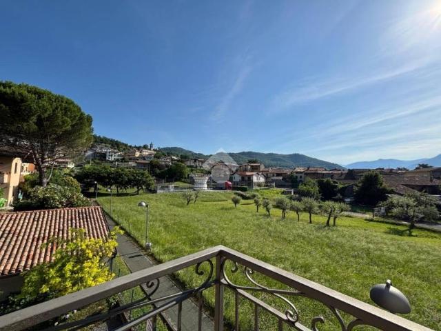 Appartamento in affitto a Solto Collina BG