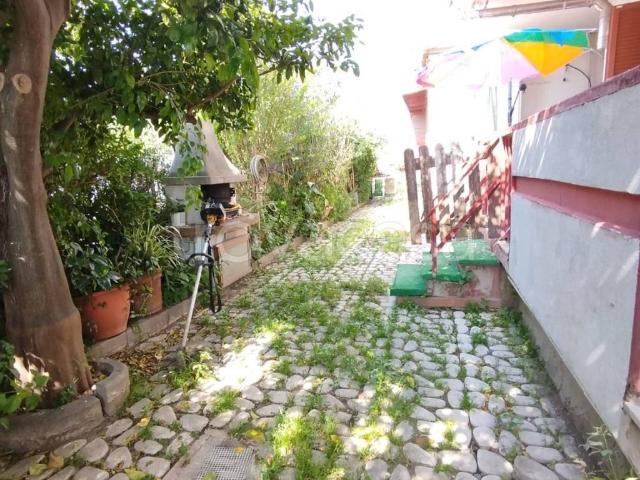 Appartamento in affitto a Somma Vesuviana via Sant'Anna, non arredato/vuoto, giardino, box TrovaCasa