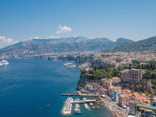 Appartamento in affitto a Sorrento NA