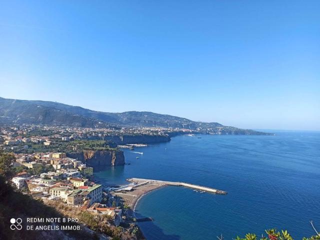 Appartamento in affitto a Sorrento via Santa Lucia, arredato, senza ascensore TrovaCasa