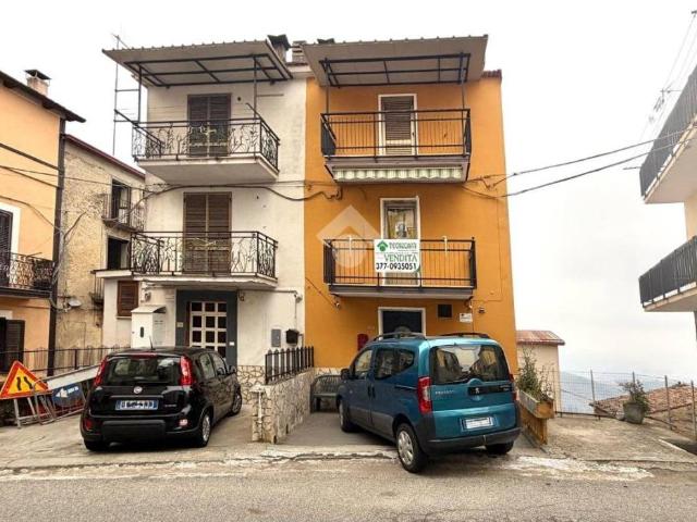 Appartamento in affitto a Spezzano della Sila CS